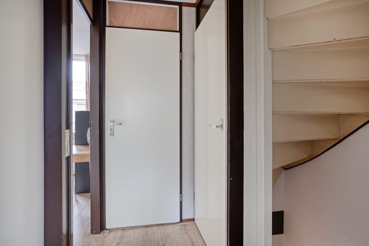 Foto 16 van Staringstraat 39