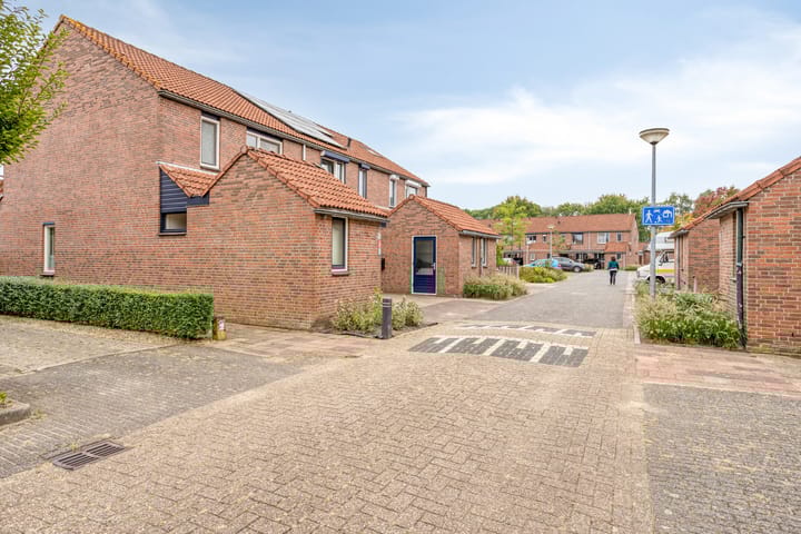 Foto 24 van Staringstraat 39