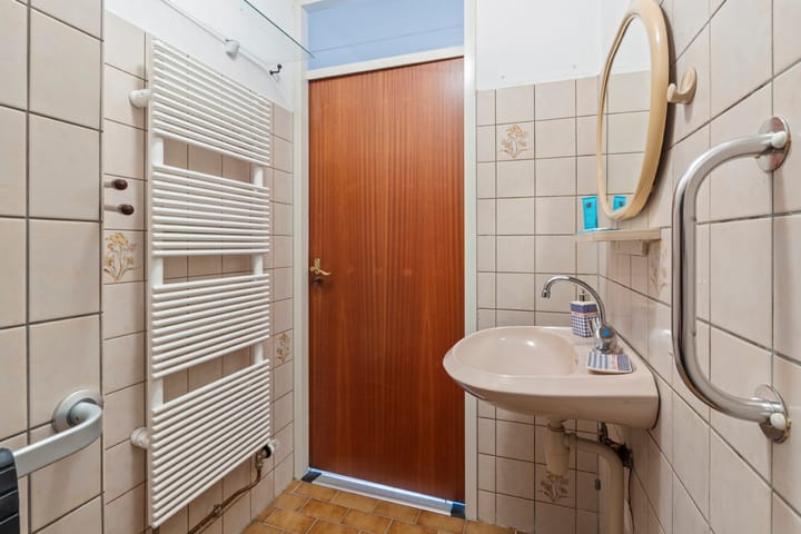 Foto 14 van Valkenierstraat 32