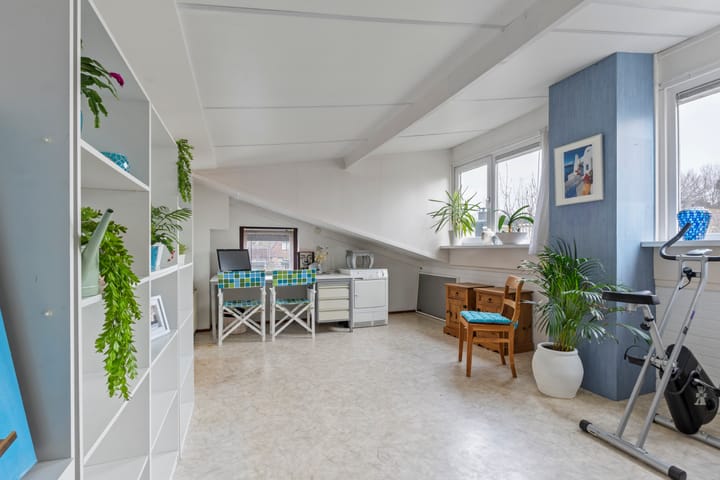 Foto 23 van Valkenierstraat 32