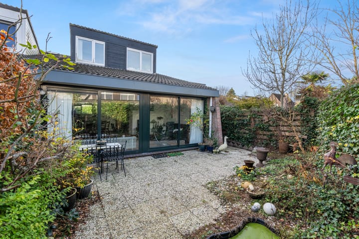 Foto 27 van Valkenierstraat 32