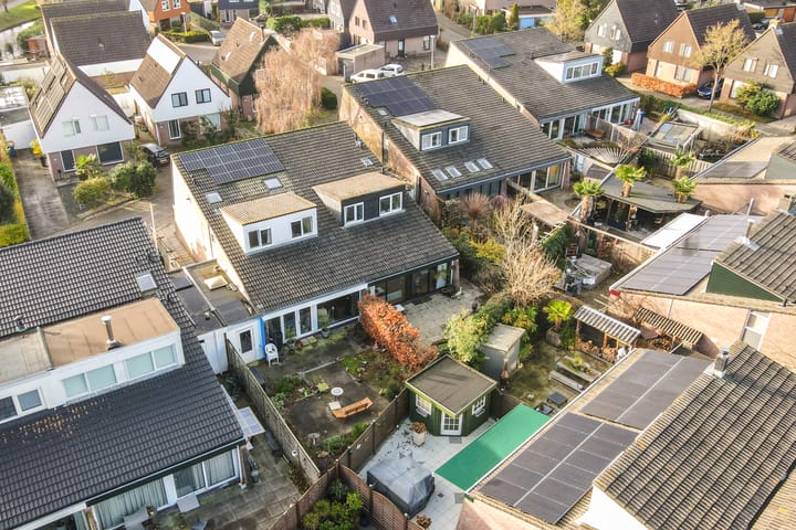 Foto 33 van Valkenierstraat 32