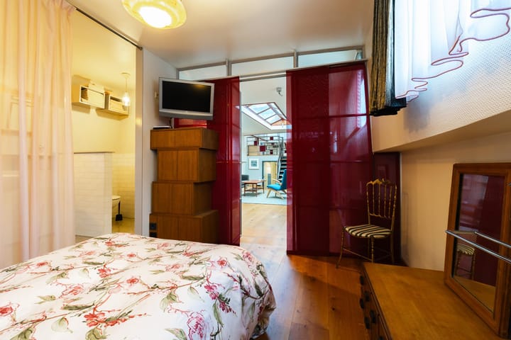 Photo 41 of Singel 44-G