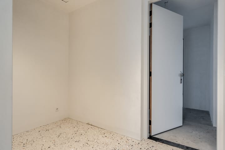 Photo 13 of Heerestraat 21-A