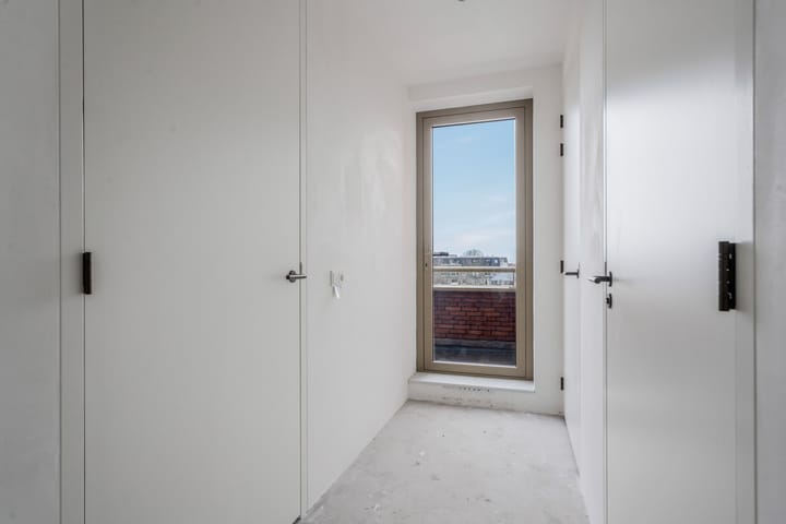 Photo 31 of Heerestraat 21-A