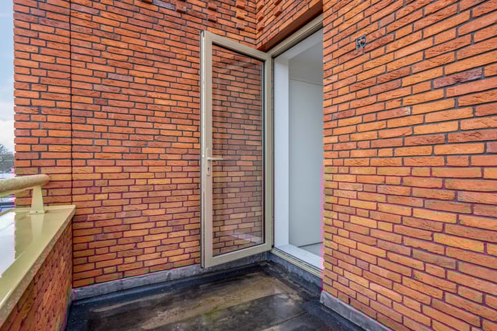 Photo 37 of Heerestraat 21-A