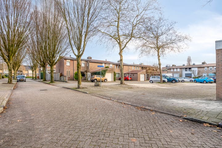 Foto 2 van Tarantostraat 13