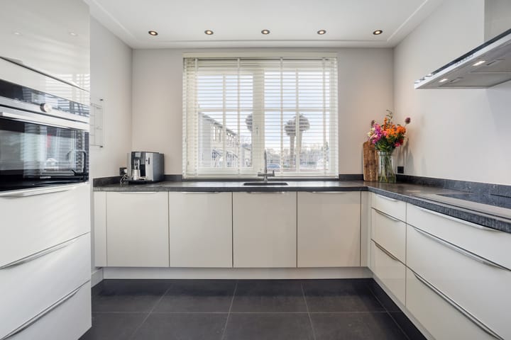 Photo 3 of Melingstraat 27