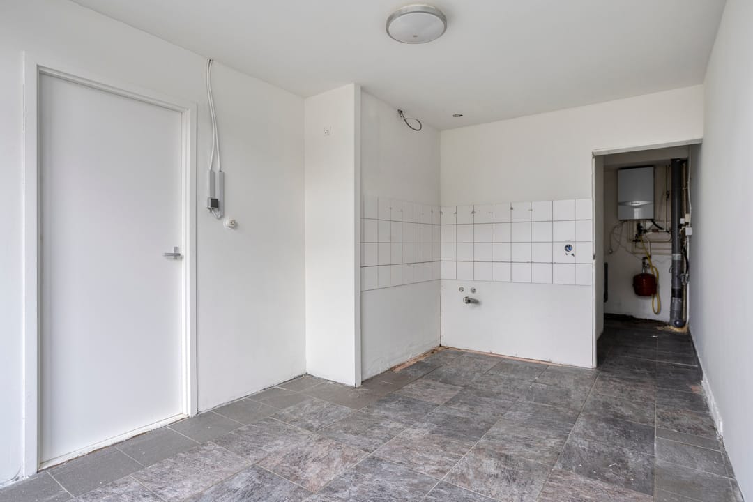 Photo 8 of Merwedelaan 43