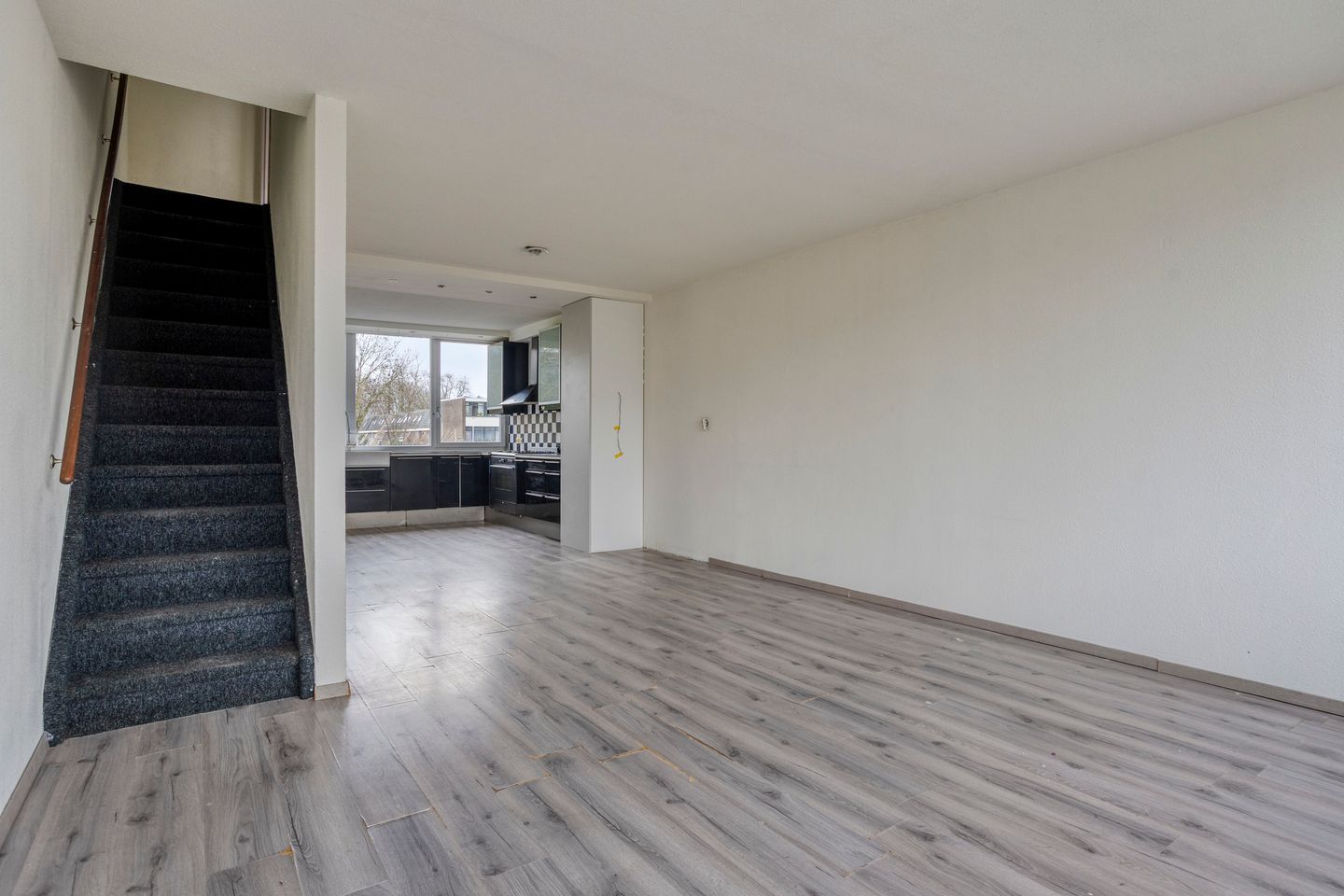 Photo 19 of Merwedelaan 43