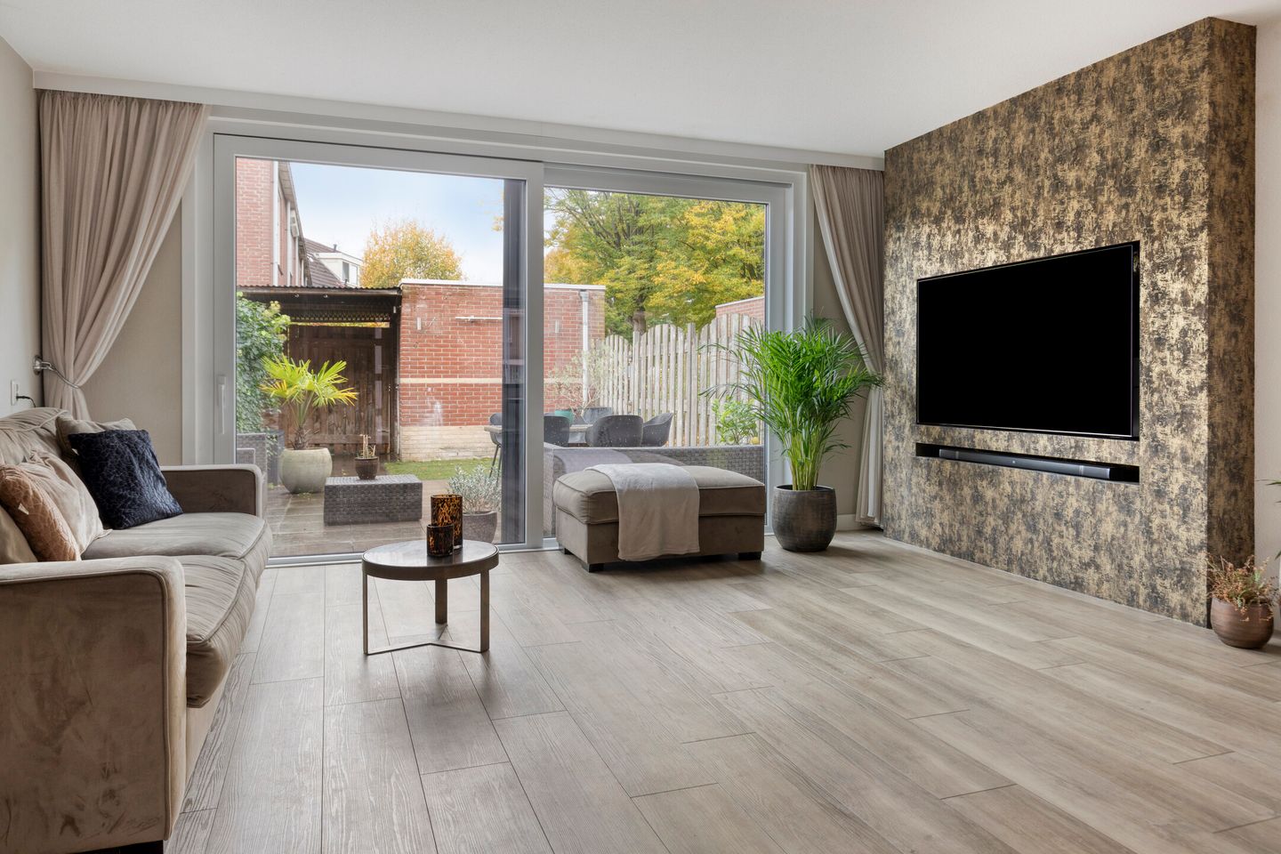 Foto 14 van Paul Whitemansingel 22