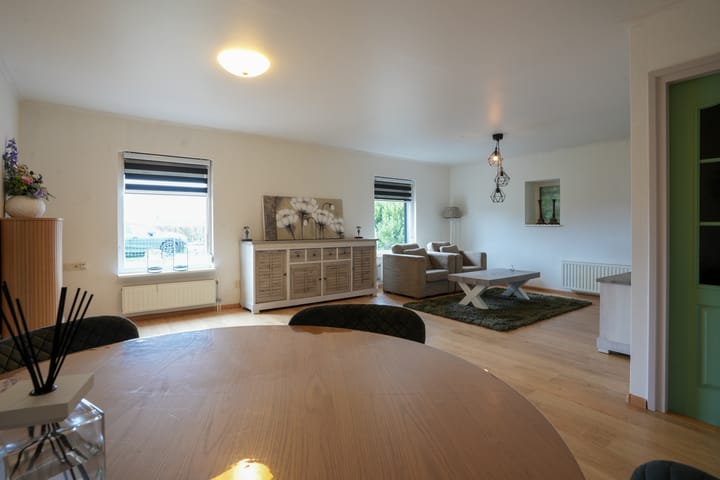 Photo 7 of Hilleshagerweg 19-A