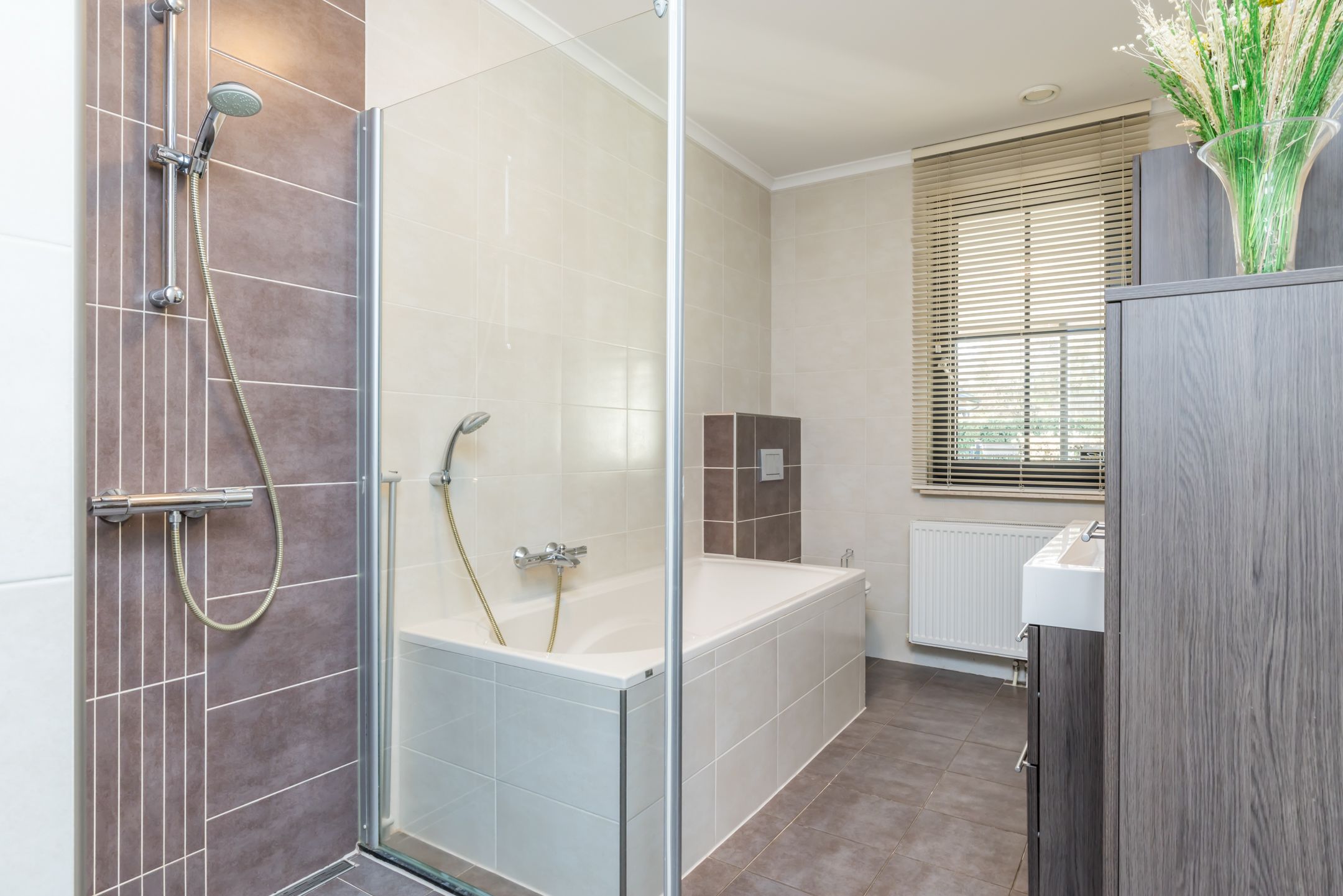 Photo 18 of Graverstraat 55