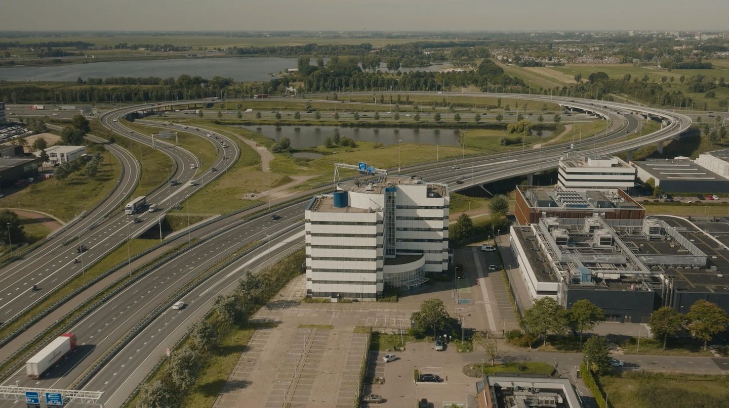 Bekijk foto 1 van Luttenbergweg 8