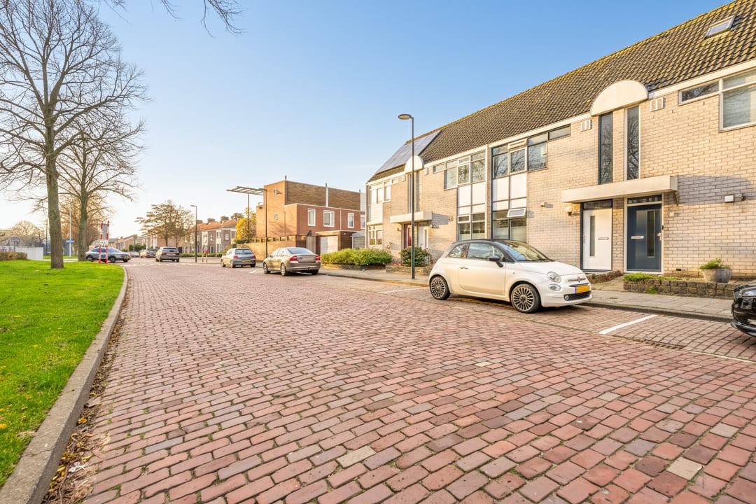 Foto 32 van Bloemenlaan 151