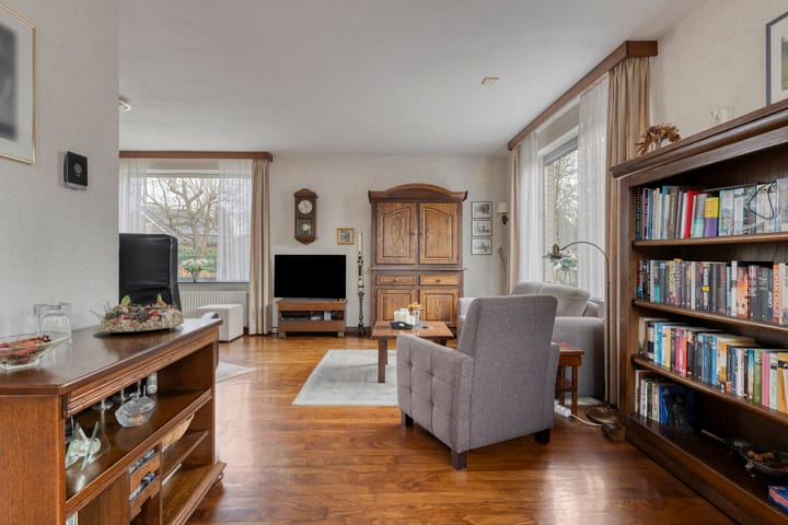 Foto 10 van Eikenwal 17