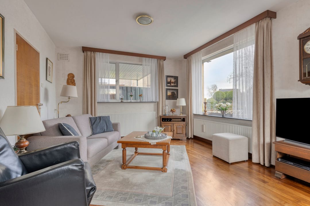 Photo 11 of Eikenwal 17