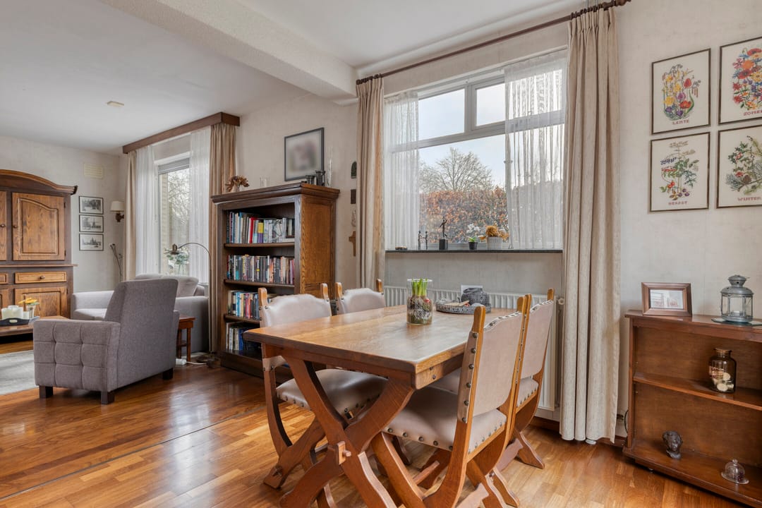 Photo 16 of Eikenwal 17