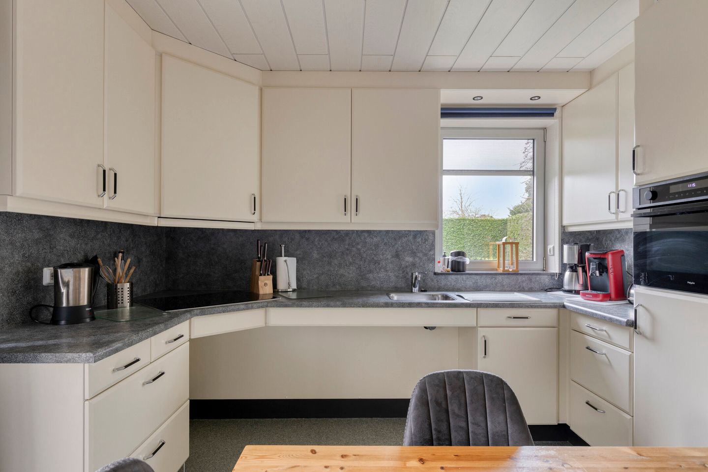 Photo 20 of Eikenwal 17