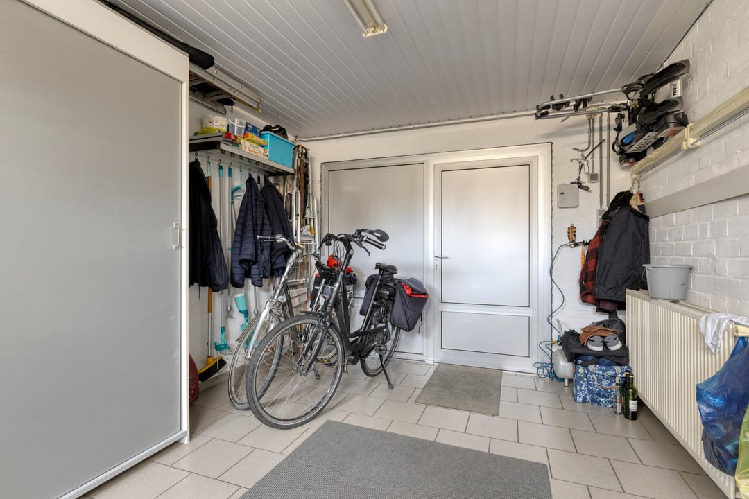 Photo 22 of Eikenwal 17