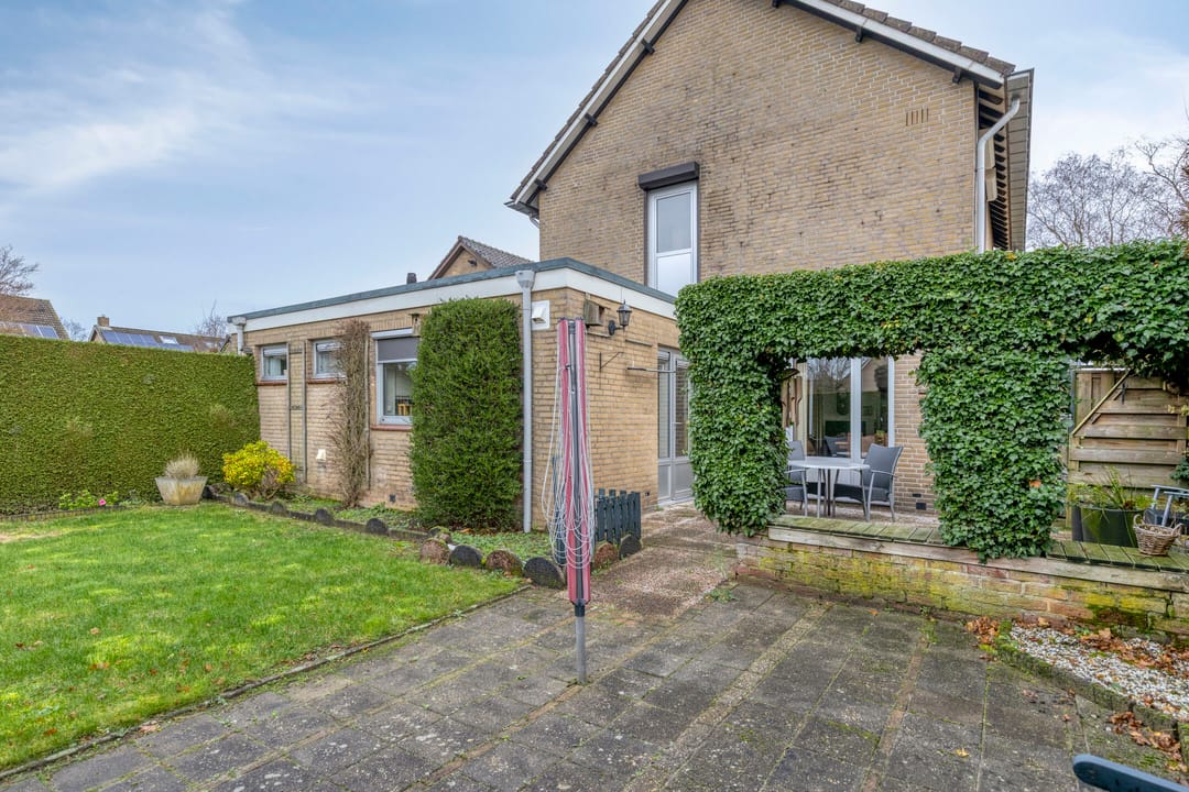 Photo 41 of Eikenwal 17