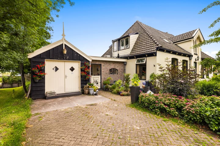 Foto 2 van Dorpsstraat 271