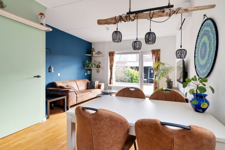 Foto 8 van Montbretiastraat 15