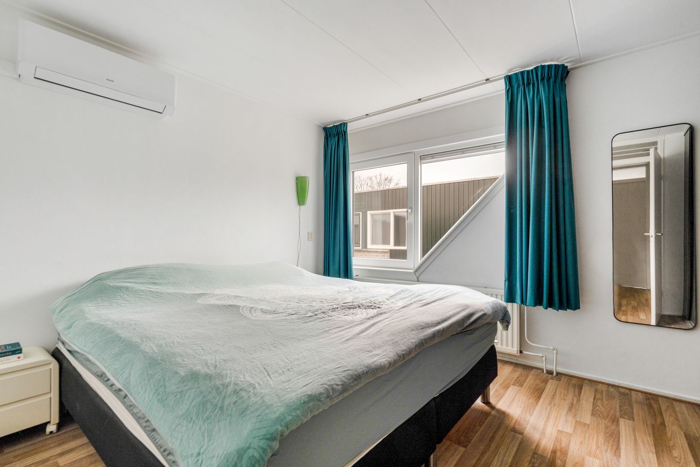 Foto 25 van Montbretiastraat 15