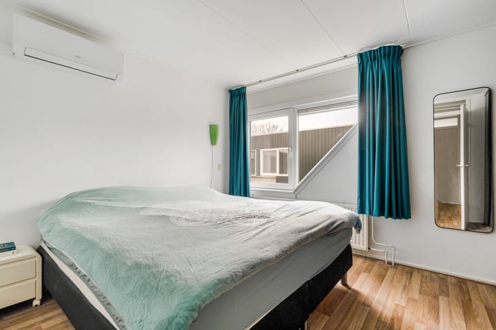 Foto 25 van Montbretiastraat 15