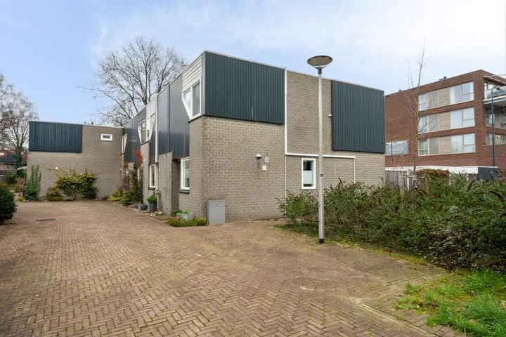 Foto 41 van Montbretiastraat 15