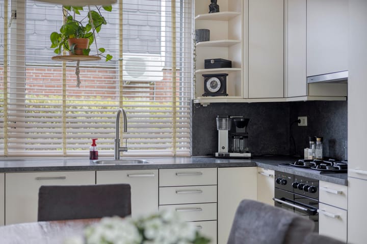 Photo 6 of Sperwerstraat 89