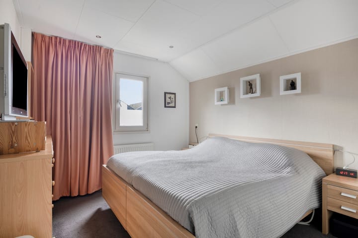 Photo 12 of Sperwerstraat 89