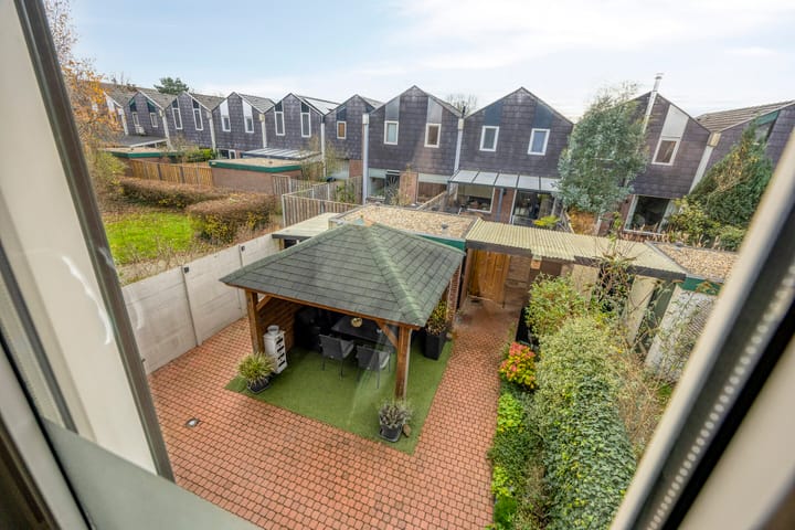 Photo 19 of Sperwerstraat 89