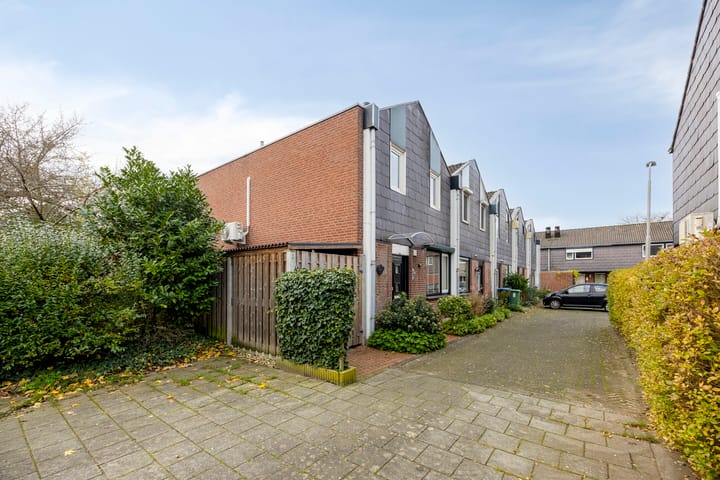 Photo 31 of Sperwerstraat 89