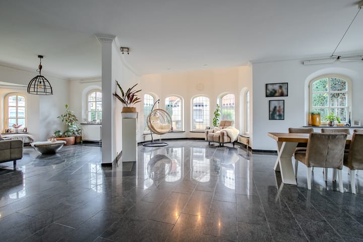 Photo 3 of Maasstraat 8