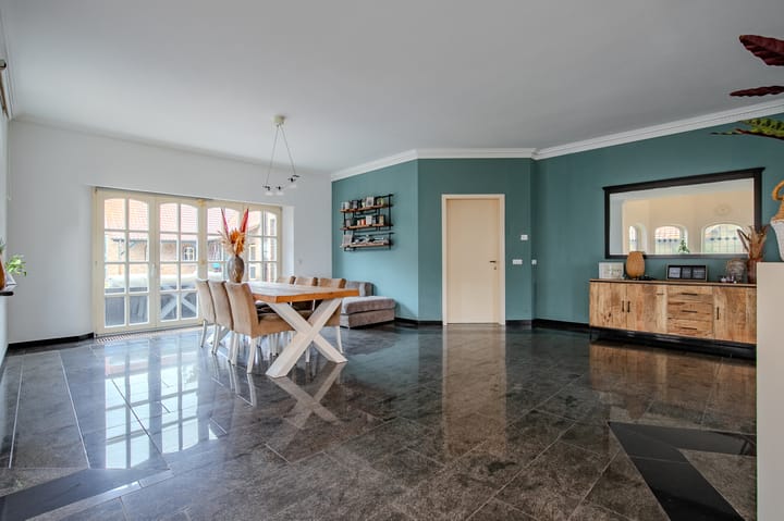 Photo 14 of Maasstraat 8