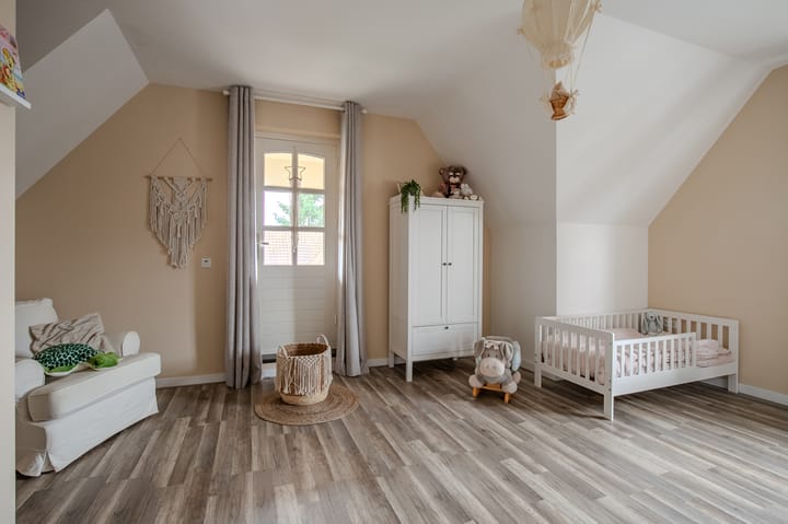 Photo 21 of Maasstraat 8