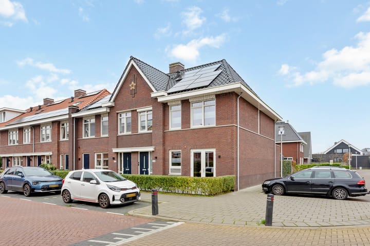 Foto 42 van Colorado 204