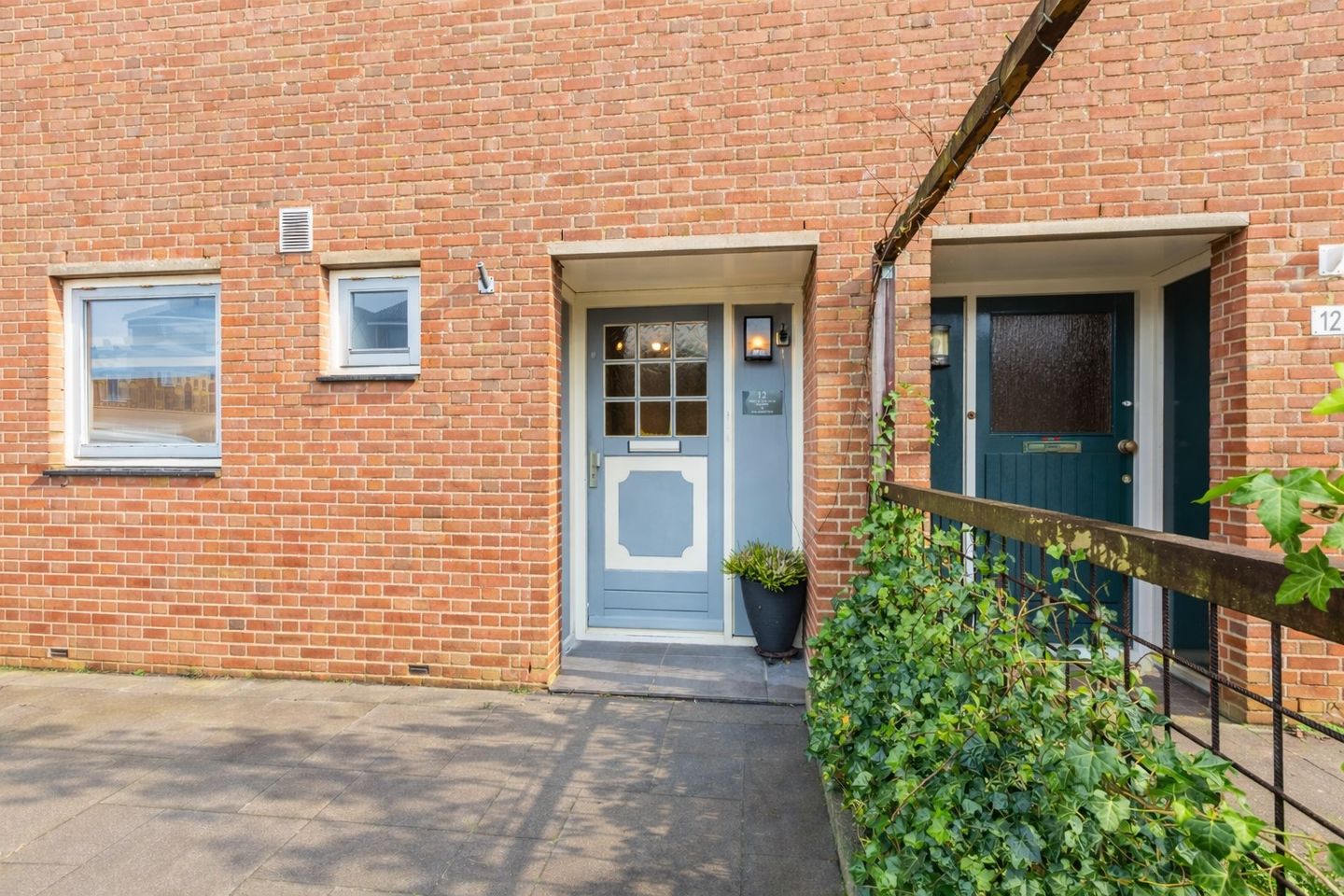 Foto 5 van Dotterbloem 12