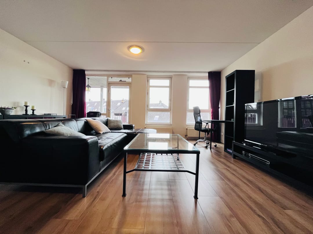 Photo 8 of Muzenstraat 100