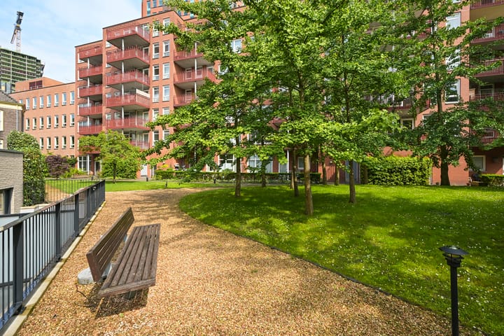 Foto 21 van Muzenstraat 100