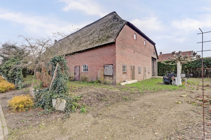 Foto 14 van Burg. Moonshof 52