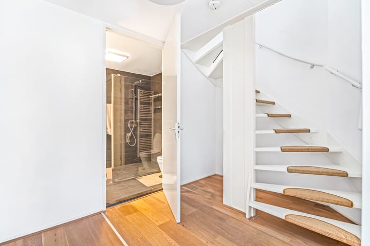 Photo 16 of Forel 38