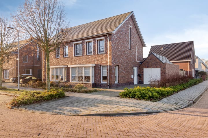 Foto 1 van Hageheld 44