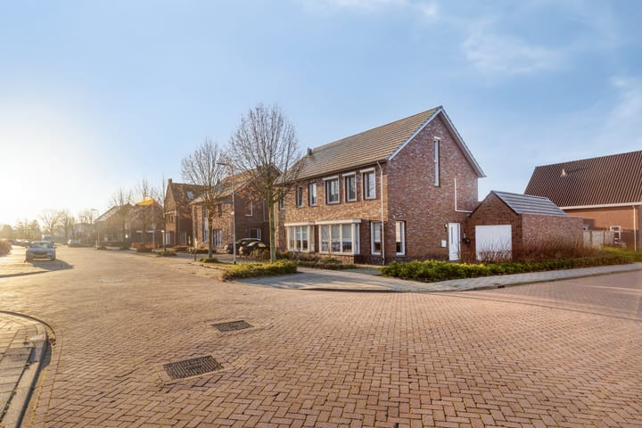 Foto 2 van Hageheld 44