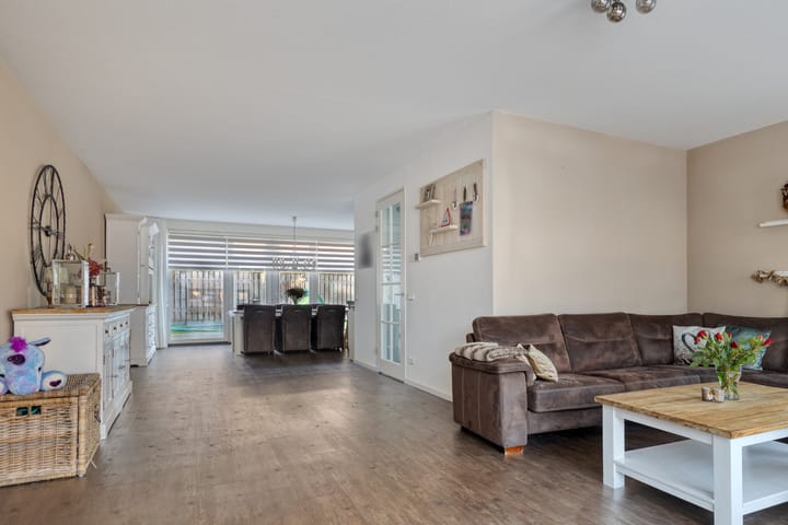 Foto 9 van Hageheld 44