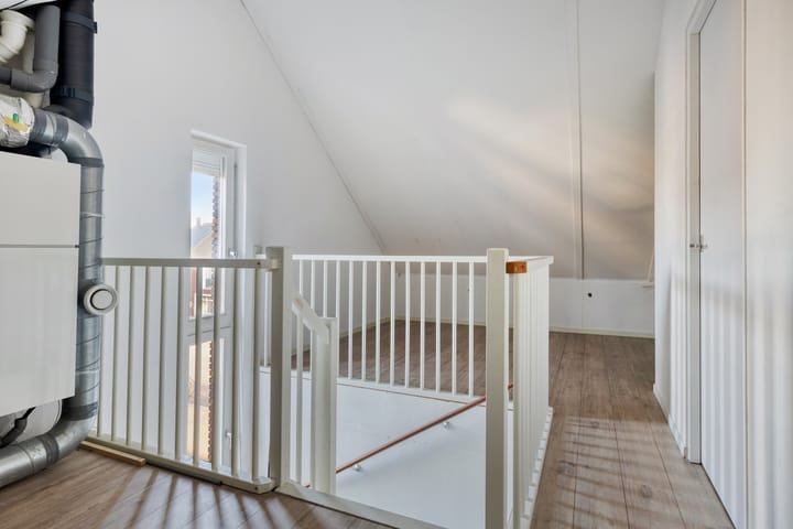 Foto 25 van Hageheld 44