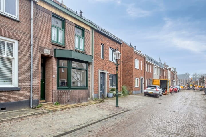 Photo 1 of Voorstraat 42