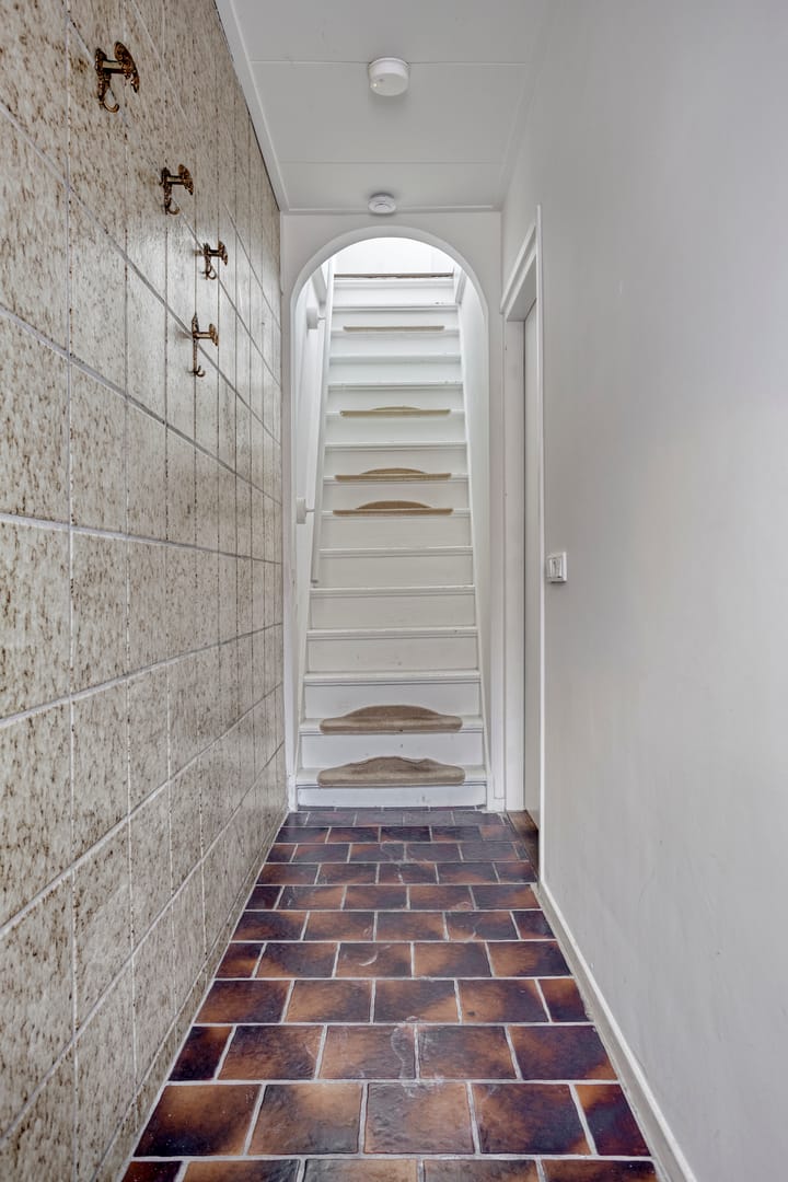 Photo 8 of Voorstraat 42