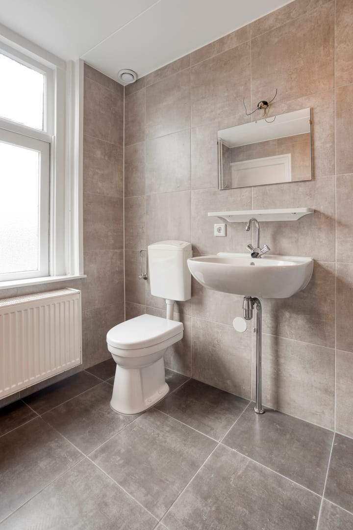 Photo 24 of Voorstraat 42